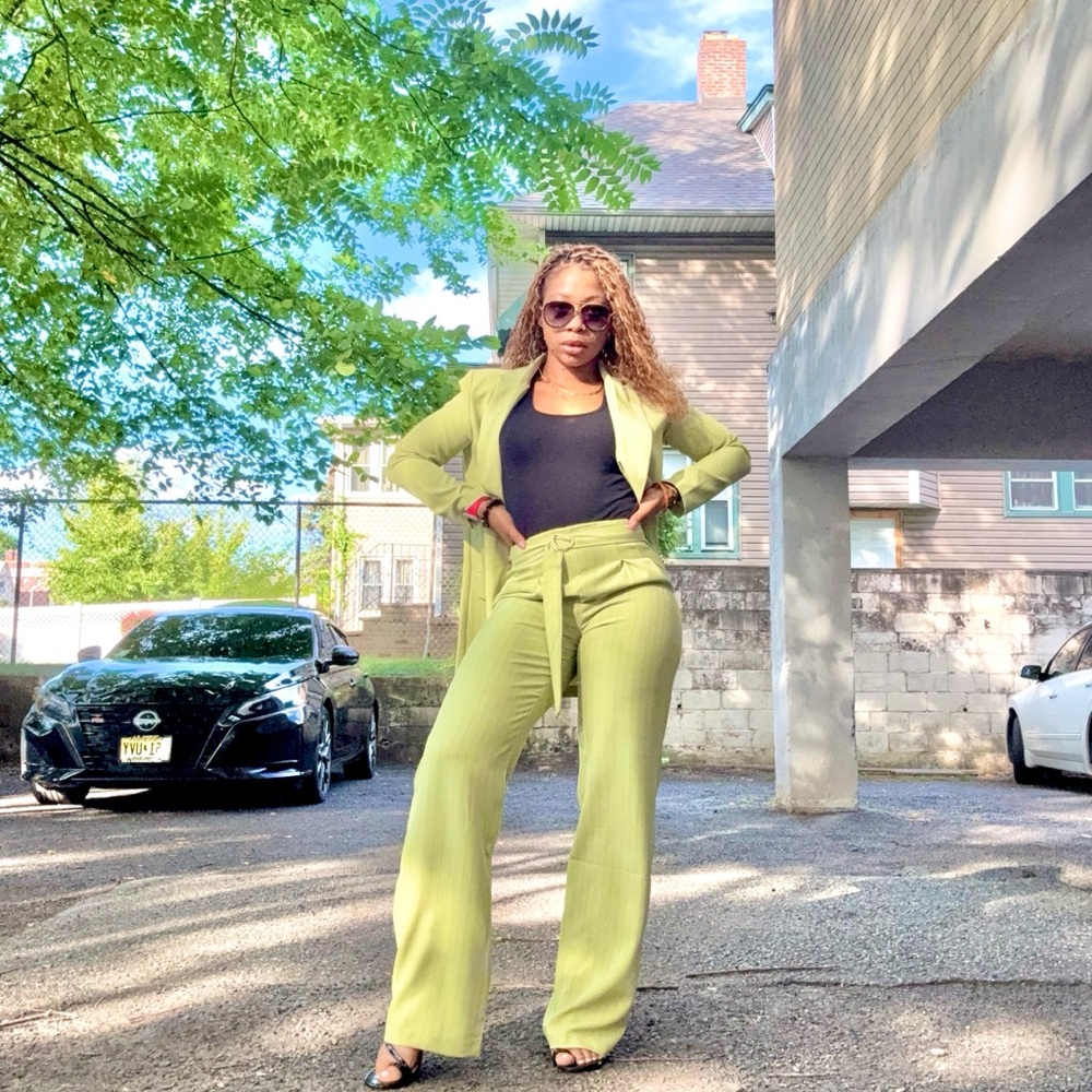 Stylish Green Women's Pantsuit